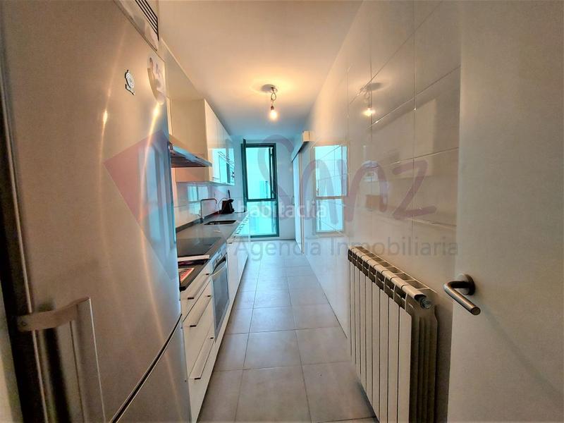 Foto da305c1c-2d65-407d-a28f-0ac6826ae1a3. Pis amb calefacció aparcament piscina a La Cava - Fardachón Logroño