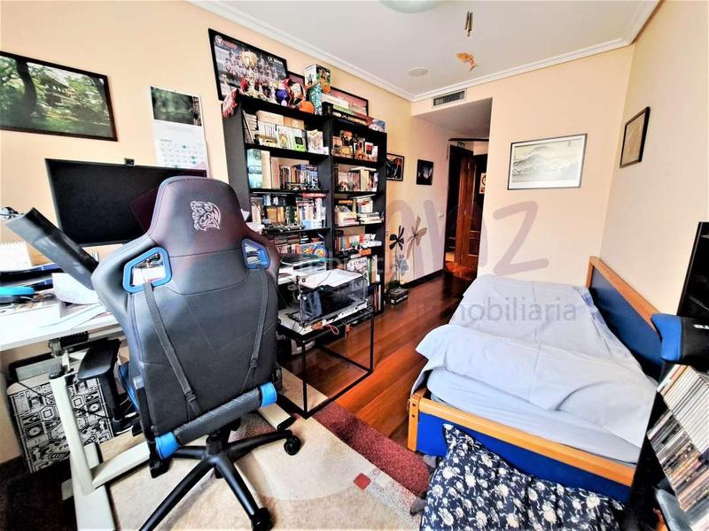 Foto 0ca80779-6bf4-42e8-9070-c5ab02d717a6. Piso gran vivienda en las peatonales (calvo sotelo-juan xxiii) en Logroño