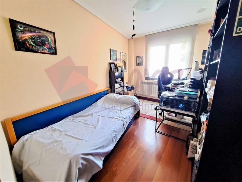 Foto 7462ea8f-76df-4f8b-8c28-0350a41e598f. Piso gran vivienda en las peatonales (calvo sotelo-juan xxiii) en Logroño