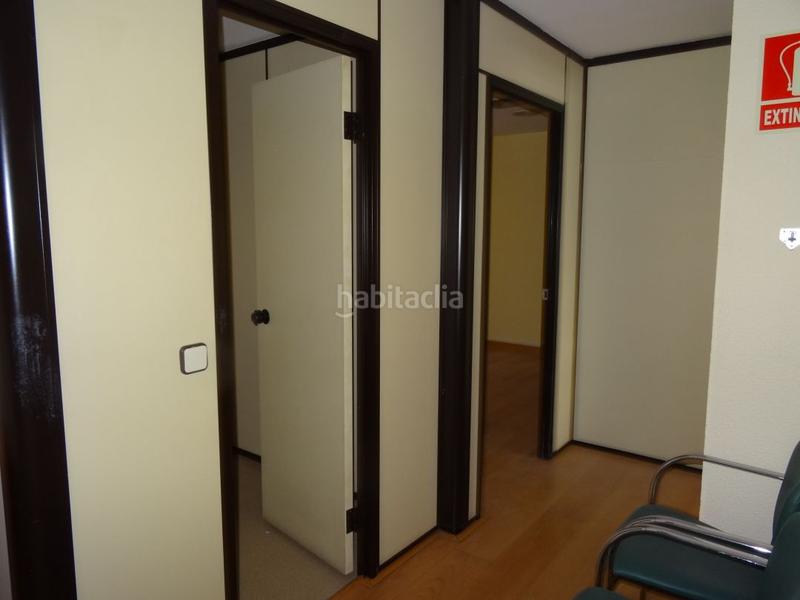 Foto e6d7ae7d-d806-4f5b-ac3e-a685cf385379. Bureau dans Gran Via Logroño