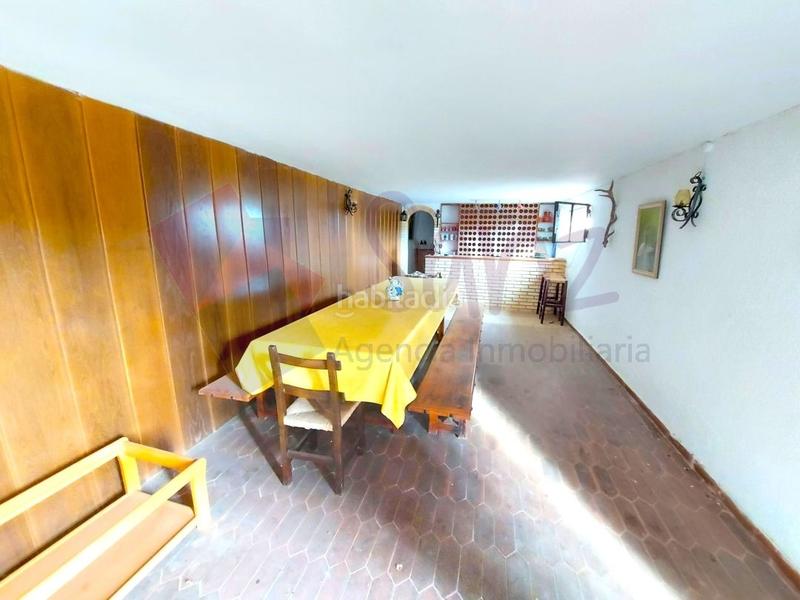 Foto 0b0538d2-9de8-49c4-805c-085fd5eb6520. Casa gran casa enexcelente ubicación en Entrena