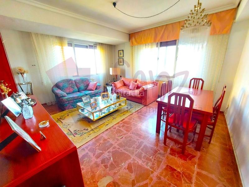 Foto be9921a1-5ccf-4bf6-9bda-3c2c1e173e02. Casa gran casa enexcelente ubicación en Entrena