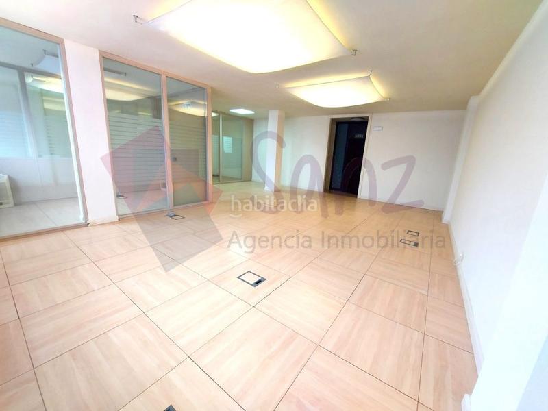 Foto 012a8cd9-797e-4b2a-a6f7-2c329366624f. Rent office space with heating in Gran Via Logroño