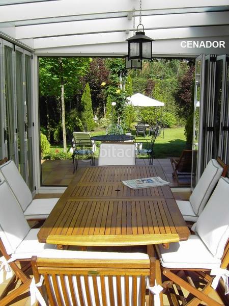 Foto 79be6166-4c93-4075-a552-4e6940cf2a4d. Chalet con parcheggio piscina in Lardero