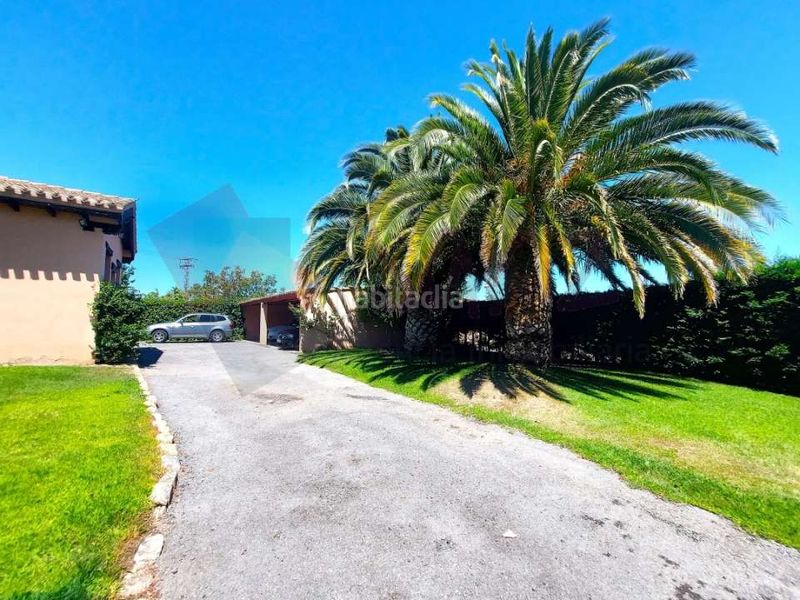 Foto 0e43183f-5360-4ce8-a5df-d9bf07f5809a. Haus mit parking in Villamediana de Iregua