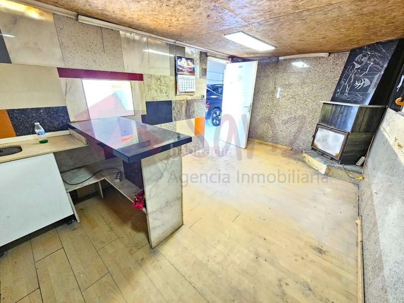 Foto c2bcd409-eee7-4f4e-a829-e4fe7f12c229. Location bâtiment à usage industriel dans Navarrete