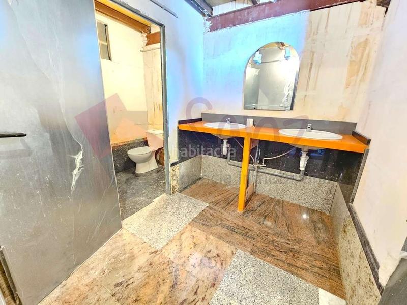 Foto 1b7ac492-2a88-48f5-888d-eb24c10b3497. Rent industrial building in Navarrete