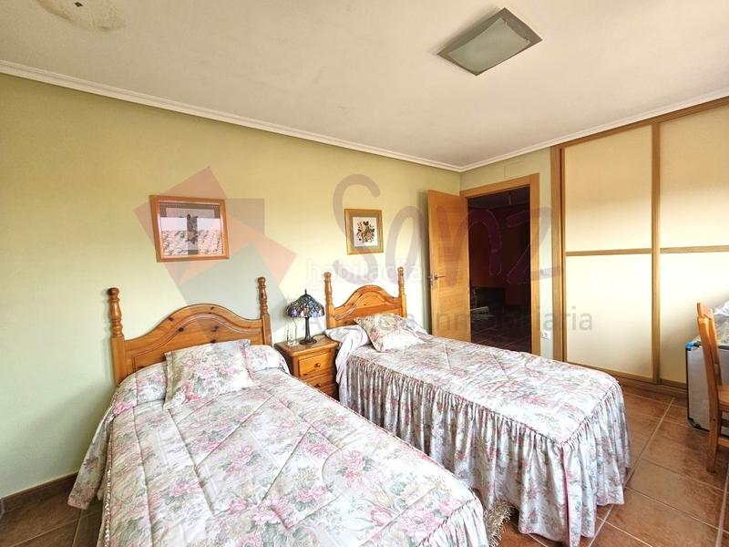 Foto d53c62a9-20c1-4844-bed3-a7f68a899ef0. Chalet avec chauffage parking dans Matute