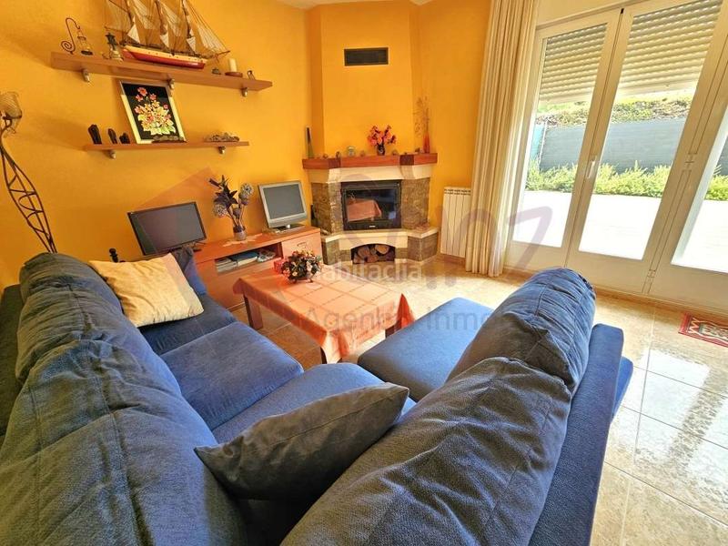 Foto 5d1099f7-cb50-4d27-a4bc-2d8f185654bf. Casa adosada exclusiva sanz. precioso adosado para entrar a vivir en Lagunilla del Jubera