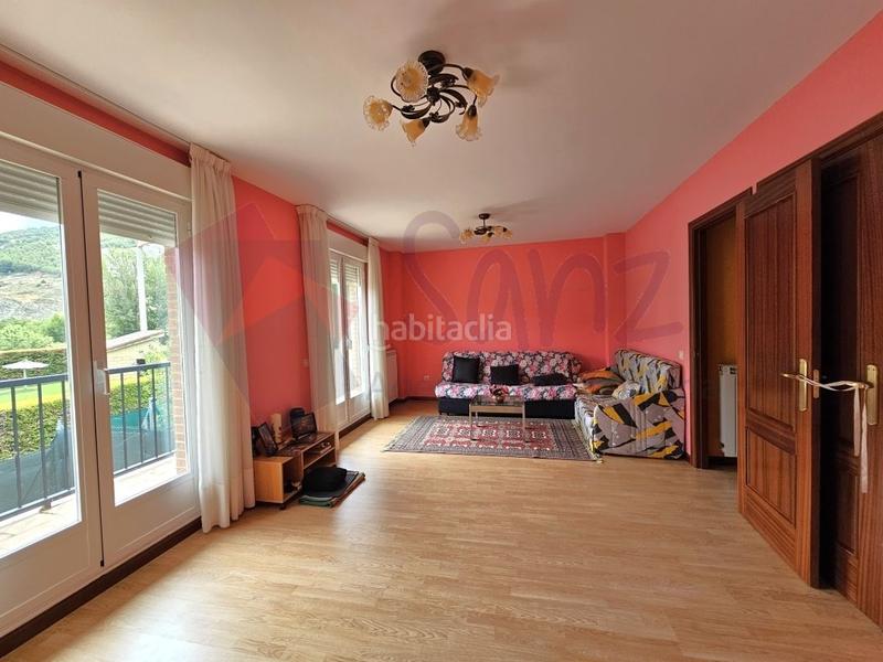 Foto 8955f0e6-341a-48e9-b9b6-72701192213a. Casa adosada exclusiva sanz. precioso adosado para entrar a vivir en Lagunilla del Jubera