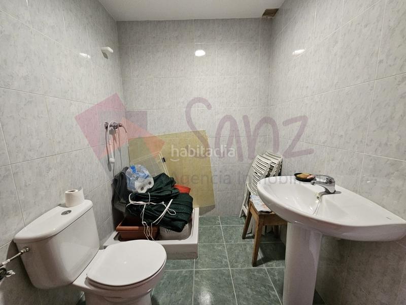 Foto b3bff309-5f1a-4b7f-8cd4-b23492eec4ad. Casa adosada exclusiva sanz. precioso adosado para entrar a vivir en Lagunilla del Jubera
