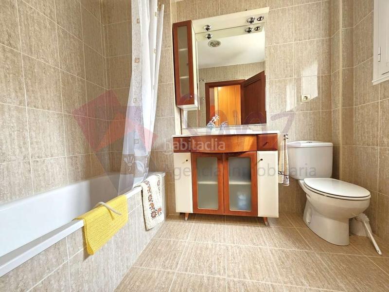 Foto d85db1c0-cd5c-484d-aad1-6be60a7766dd. Casa adosada exclusiva sanz. precioso adosado para entrar a vivir en Lagunilla del Jubera