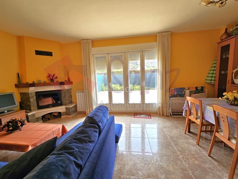 Foto ffcf04bd-a311-4ecf-b19f-3092e2072c61. Casa adosada exclusiva sanz. precioso adosado para entrar a vivir en Lagunilla del Jubera