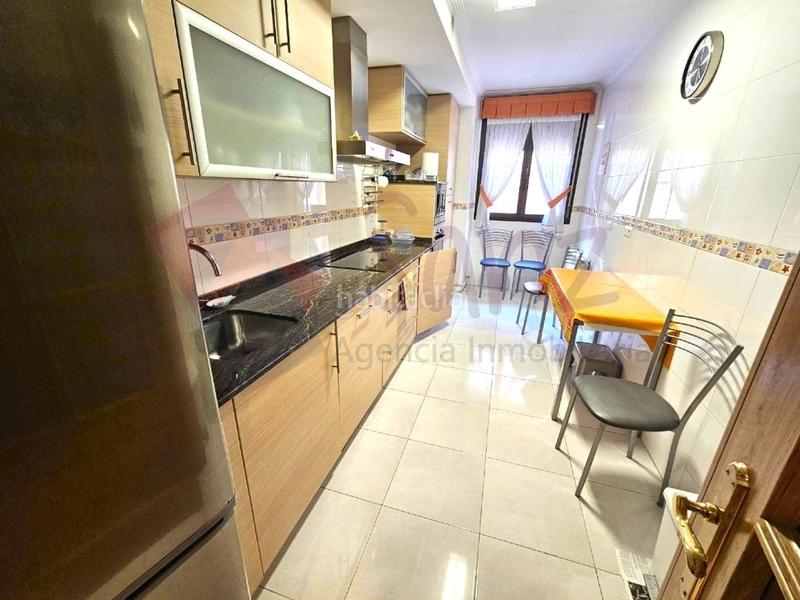 Foto 1a27b640-7645-49f8-b1db-596f1e14e680. Piso oportunidad en sanz. vivienda en plaza martínez flamarique en Logroño