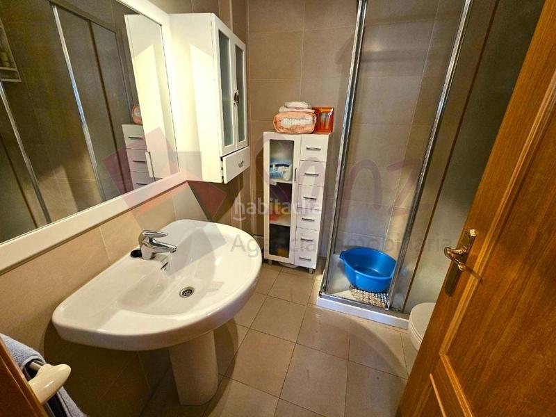 Foto 398e9e6b-90a4-40ab-b659-1909aeb5a0e0. Piso oportunidad en sanz. vivienda en plaza martínez flamarique en Logroño