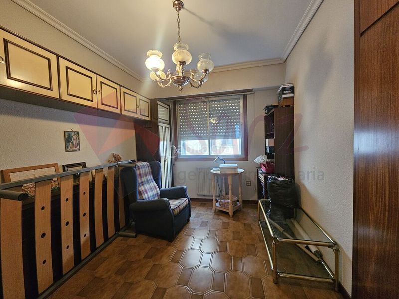 Foto b31bac5a-4b8c-49ca-8038-ded2f5b7b565. Pis amb calefacció a Gran Via Logroño