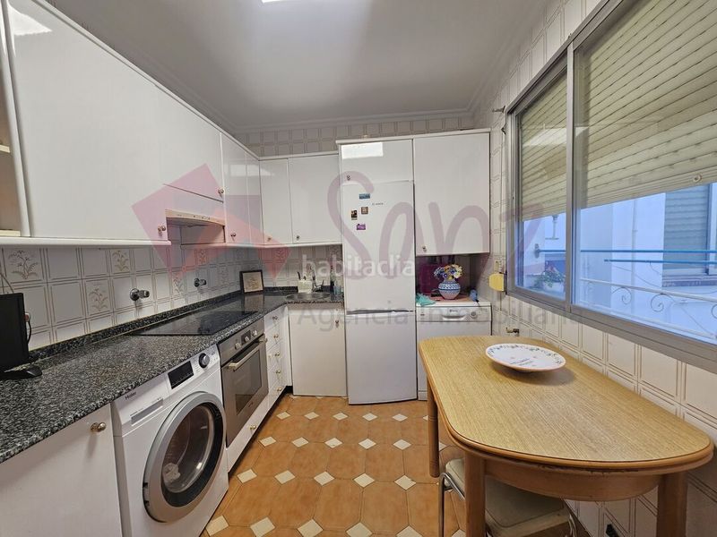 Foto d3e59ead-e41b-45bf-8043-b620f3f1eff3. Pis amb calefacció a Gran Via Logroño