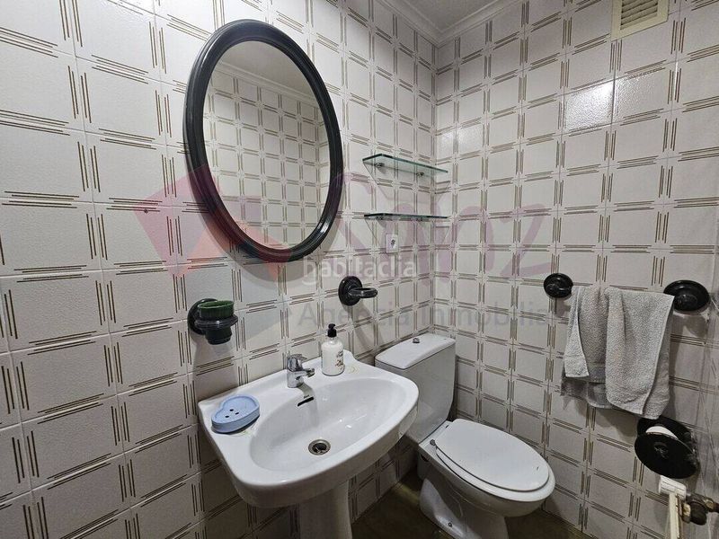 Foto f30375d3-e07a-45b3-8b32-4c0cfe404ba7. Pis amb calefacció a Gran Via Logroño