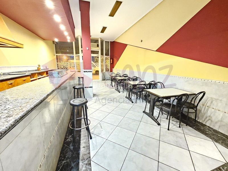 Foto 24c4a22c-defd-428e-8e33-9cfeae5a43e0. Local comercial a Oeste Logroño