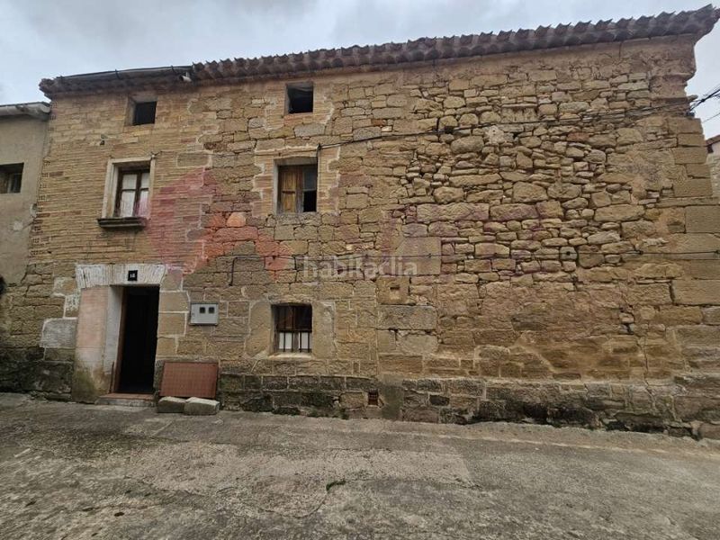 Foto 7dc13d93-eb63-4d03-9972-67deabeb8f07. Casa amb aparcament a Bargota