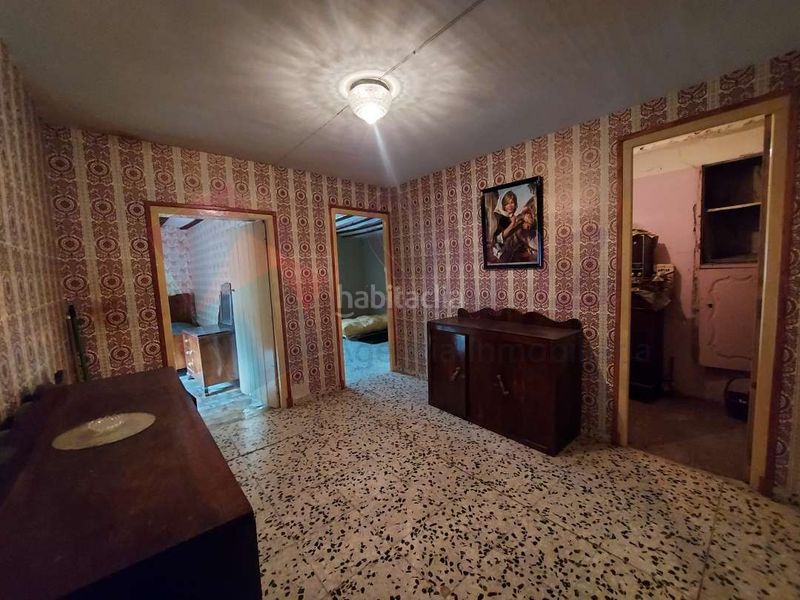 Foto ef8c0bf4-e6f7-4eb4-afa7-b75f59d6daae. Casa amb aparcament a Redal (El)