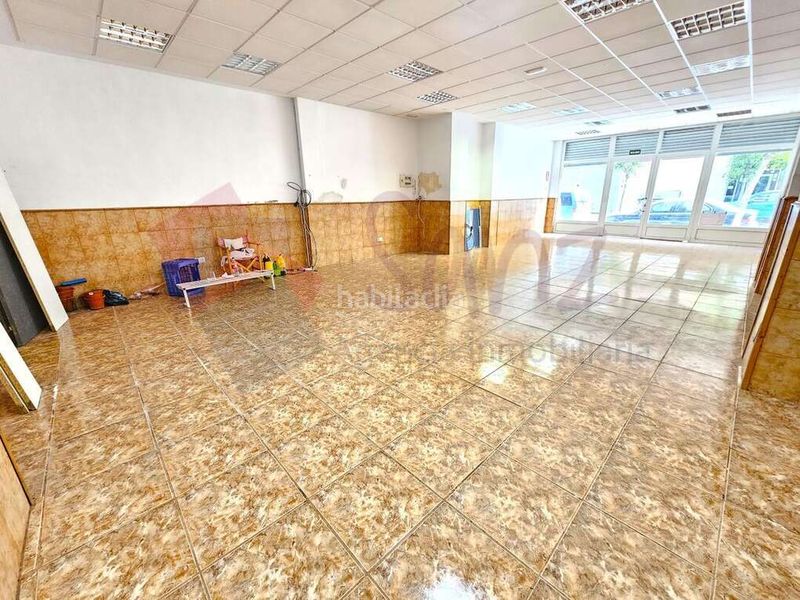 Foto 0418c432-5fa6-4b56-8c6f-543a44b0b2b3. Local comercial a Oeste Logroño