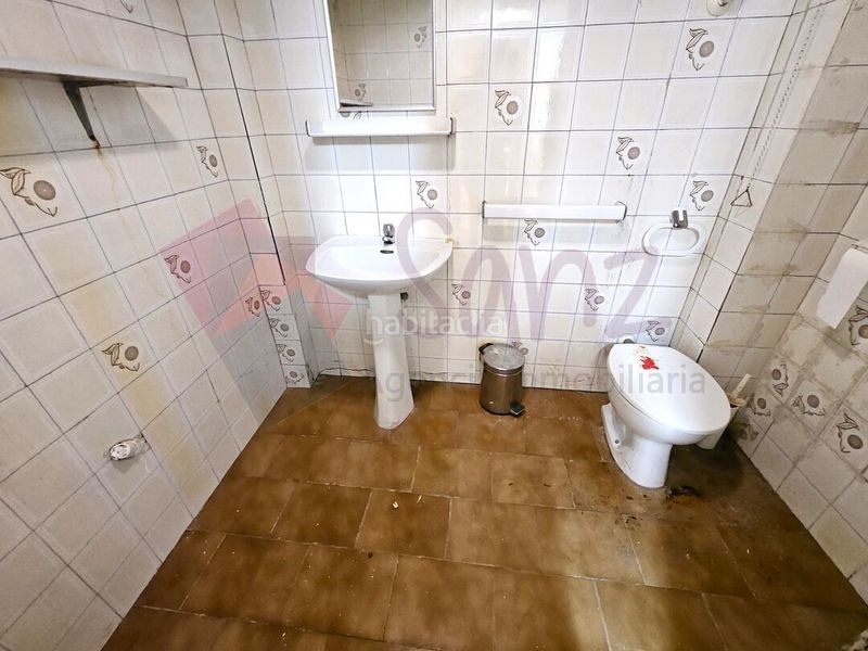 Foto 987c02e5-a01d-4221-8f19-9f8ec3bc9299. Local comercial a Oeste Logroño