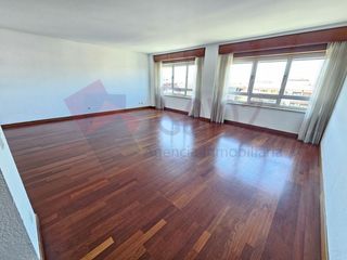 Rent Flat  Gran via juan carlos i. Increíble piso en torre de logroño en plena gran vía de logroño