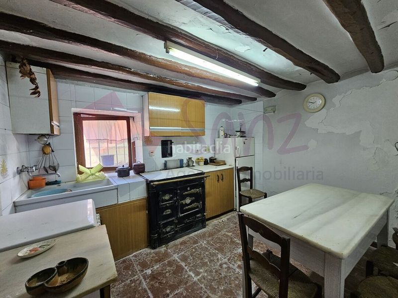 Foto 9a218946-e09d-4d3e-8909-a9ab69b299a9. Casa amb calefacció a Ocón