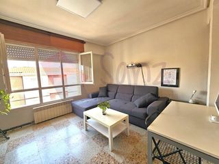 Pis  Calle ronda de los cuarteles. 3 habitacionesexterior próximo a gonzalo de berceo