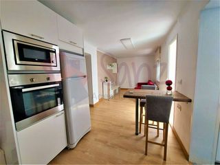 Apartamento  Plaza virgen de la esperanza,. Apartamento con terraza en el centro de logro�o