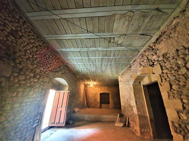 Foto eac5416e-b6a3-480c-b77c-e2814bf5dd4b. Edifici a Nájera