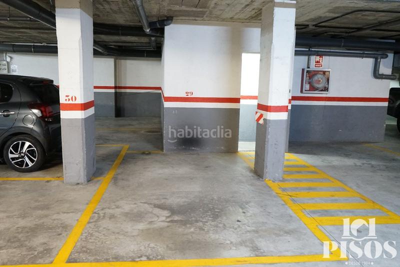 Foto 7a2f4a9f-86e3-464e-beeb-4d81089a4ce8. Alquiler parking coche plaza de parking en calle martorell en Sant Cugat del Vallès