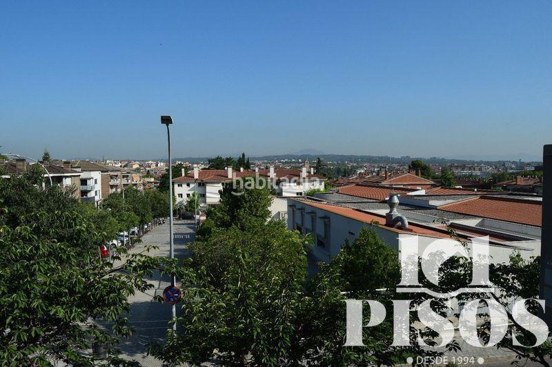 Foto ea214b18-b02f-462d-9624-cd15fdaf1eda. Alquiler ático alquiler ático amueblado, en zona de lEixample, a 3min de esade en Sant Cugat del Vallès