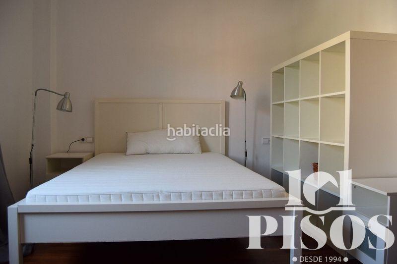 Foto fca3cbb1-743c-4aa7-8d27-1aca31186425. Alquiler ático alquiler ático amueblado, en zona de lEixample, a 3min de esade en Sant Cugat del Vallès