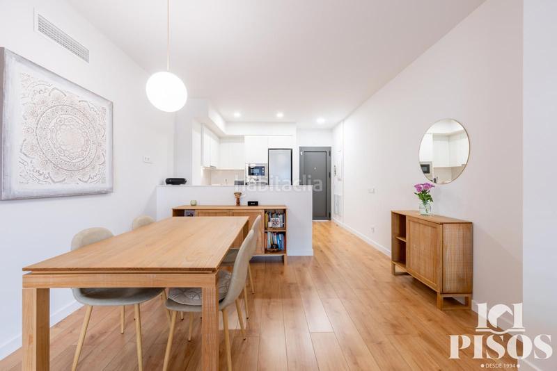 Foto 5f8eeeeb-2219-49f8-864b-adb52ec7c4f0. Pis amb calefacció aparcament piscina a Centre-Cordelles Cerdanyola del Vallès