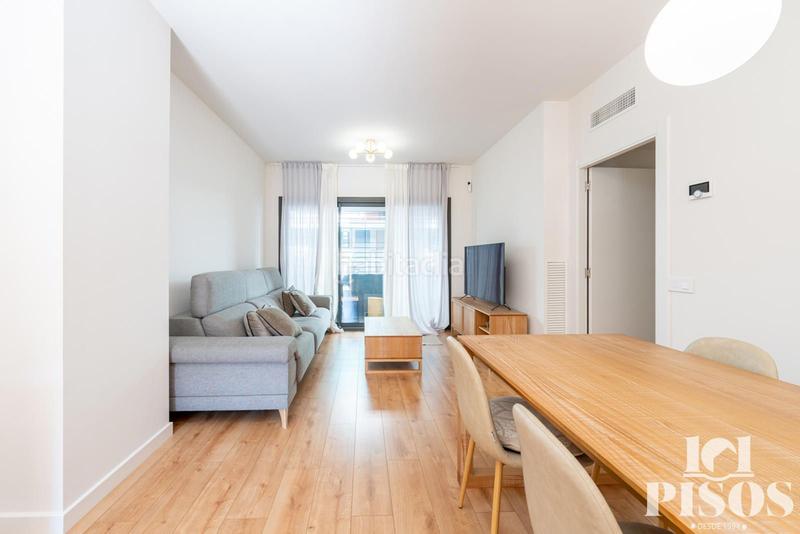 Foto ff5b4966-02d2-498a-8662-26417a298183. Pis amb calefacció aparcament piscina a Centre-Cordelles Cerdanyola del Vallès