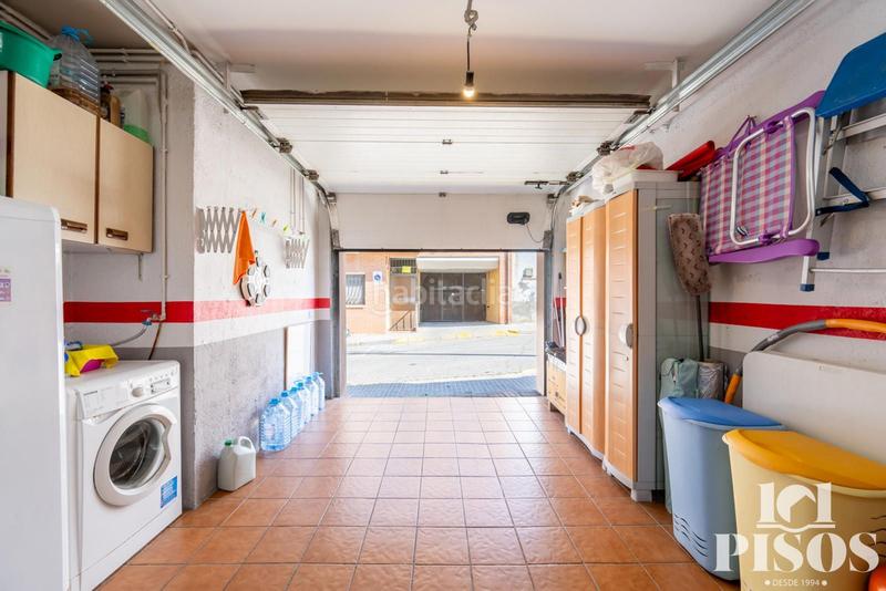 Foto 1e4c636d-7acc-4454-96e4-0b0e97eed450. Casa adossada amb calefacció aparcament a Ca n´Oriol Rubí