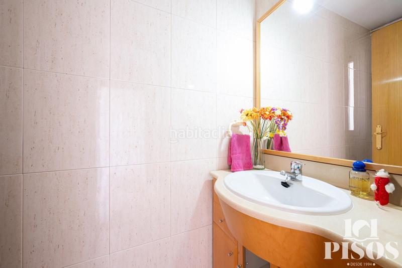 Foto 267f7adb-6384-4cd9-a150-e783adaaa824. Casa adossada amb calefacció aparcament a Ca n´Oriol Rubí