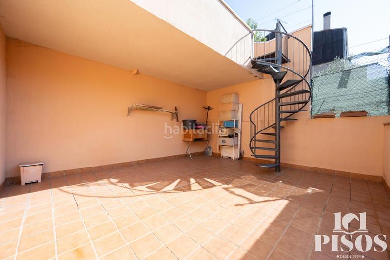 Foto 303bdfa4-3fe7-4386-9d58-ff06f7a41f2b. Casa adossada amb calefacció aparcament a Ca n´Oriol Rubí