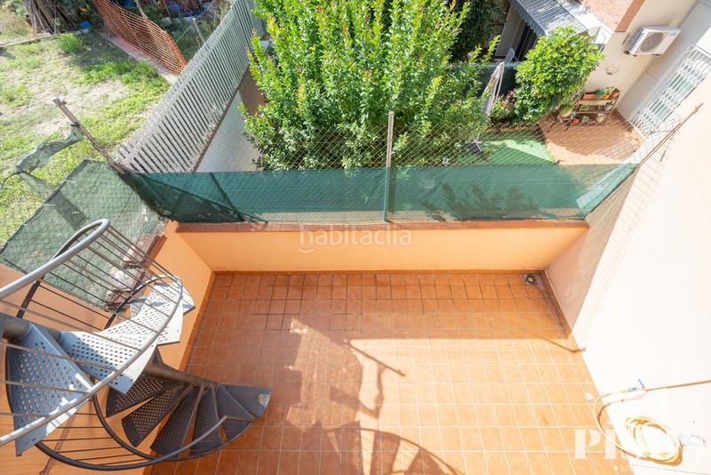 Foto e7e1e331-00e4-4c3a-ace0-21abe2bad554. Casa adossada amb calefacció aparcament a Ca n´Oriol Rubí