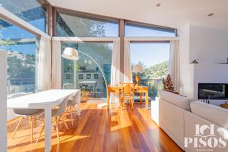 Xalet a Vallvidrera - Tibidabo - Les Planes. 101 pisos presenta en exclusiva esta espectacular vivienda en el