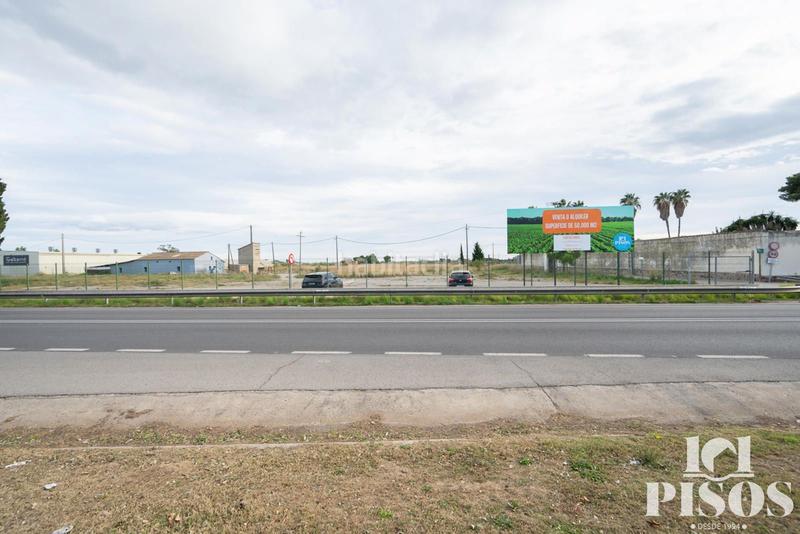 Foto bcb75ea0-4943-40b9-8bf1-115cf8b47bd7. Finca rústica a Centre-Estació Gavà