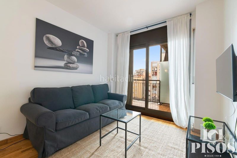 Foto a85639ec-4dd6-421c-a354-ff089d29afc2. Àtic amb calefacció a Sagrada Família Barcelona