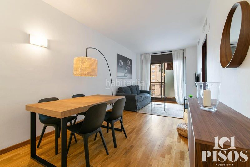 Foto ba769895-a5c7-48a1-be6c-466c922bd5bf. Àtic amb calefacció a Sagrada Família Barcelona