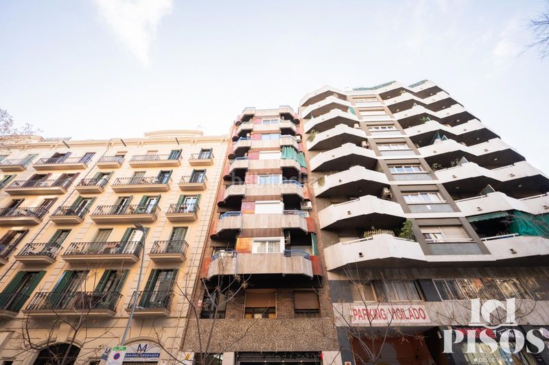 Foto 1f925542-63a0-4e32-a39d-5147ad837e41. Pis amb calefacció a Dreta de l´Eixample Barcelona