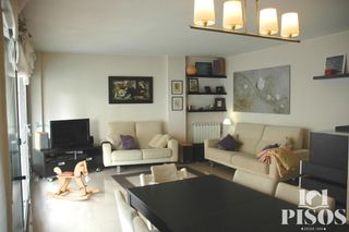 Miete Dachwohnung  Miquel angel, de. Precioso dúplex en alquiler en terrassa, espacioso y luminoso