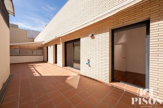 Pis a El Coll. En exclusiva presentamos esta espectacular planta baja con pk tr