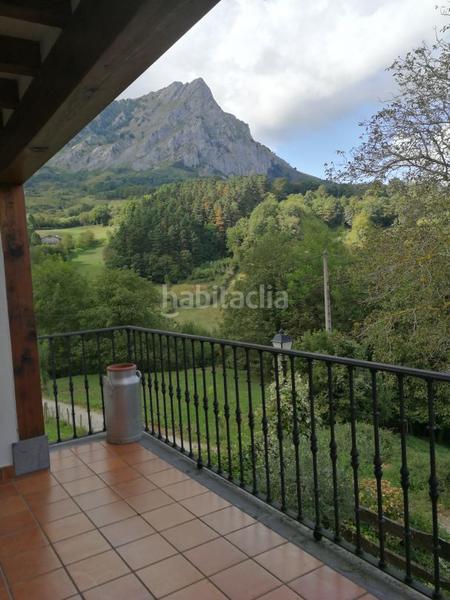 Foto f9578000-e86b-4afa-83a3-7ce06f72c9f8. Casa espectacular villa unifamiliar con dos viviendas independientes en Araitz