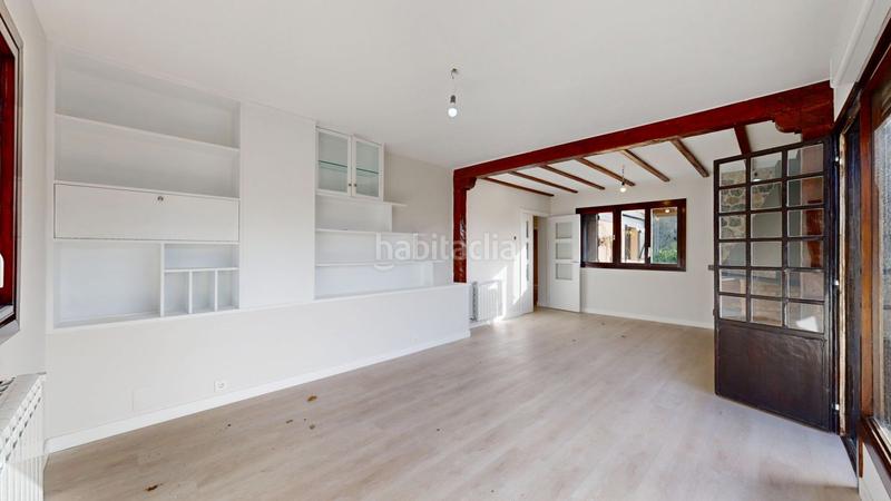 Foto 1ecbf057-997d-4527-a469-b5a426f289ef. Casa amb calefacció aparcament piscina a Tolosa